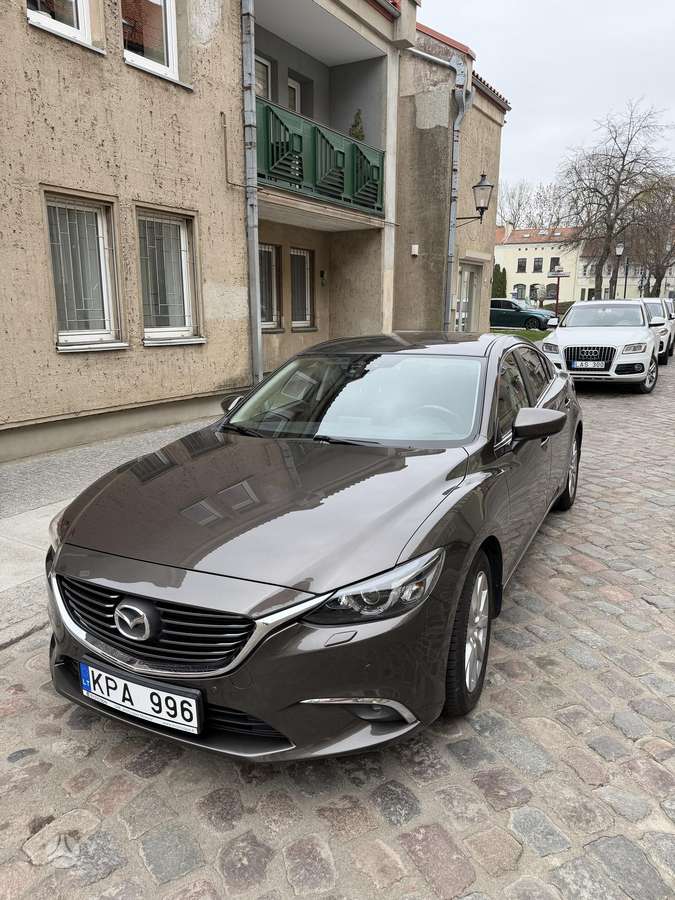 Mazda 6, 2.2 l., Седан