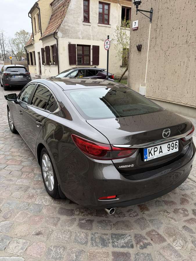 Mazda 6, 2.2 l., Седан
