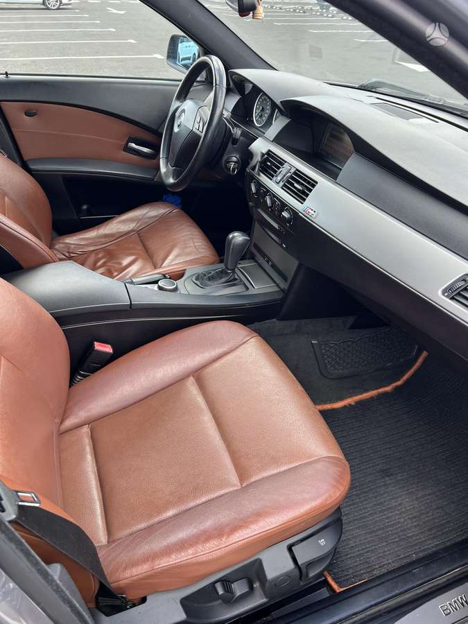 BMW 520, 2.0 l., wagon