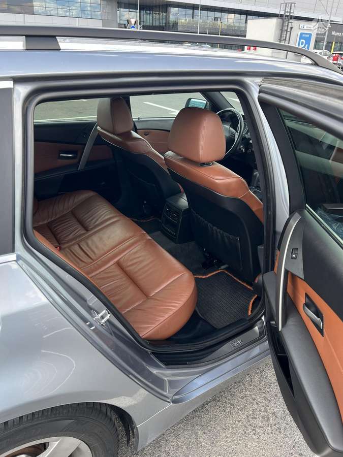 BMW 520, 2.0 l., wagon