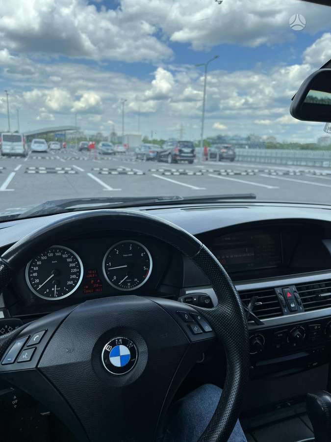 BMW 520, 2.0 l., universalas