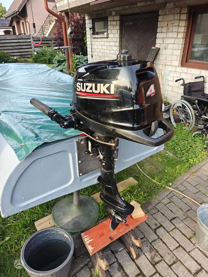 Suzuki 00403F, Четырехтактные подвесные
