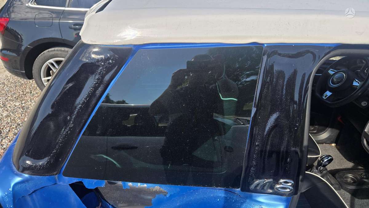Microcar M8, 0.5 l., hatchback