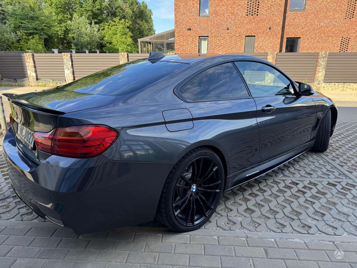BMW 435, coupe