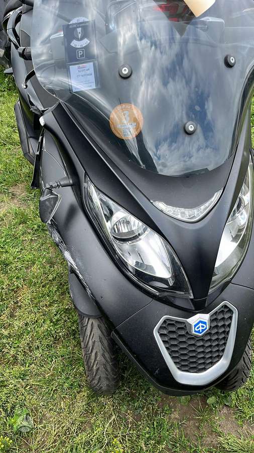 Piaggio MP3, trikes