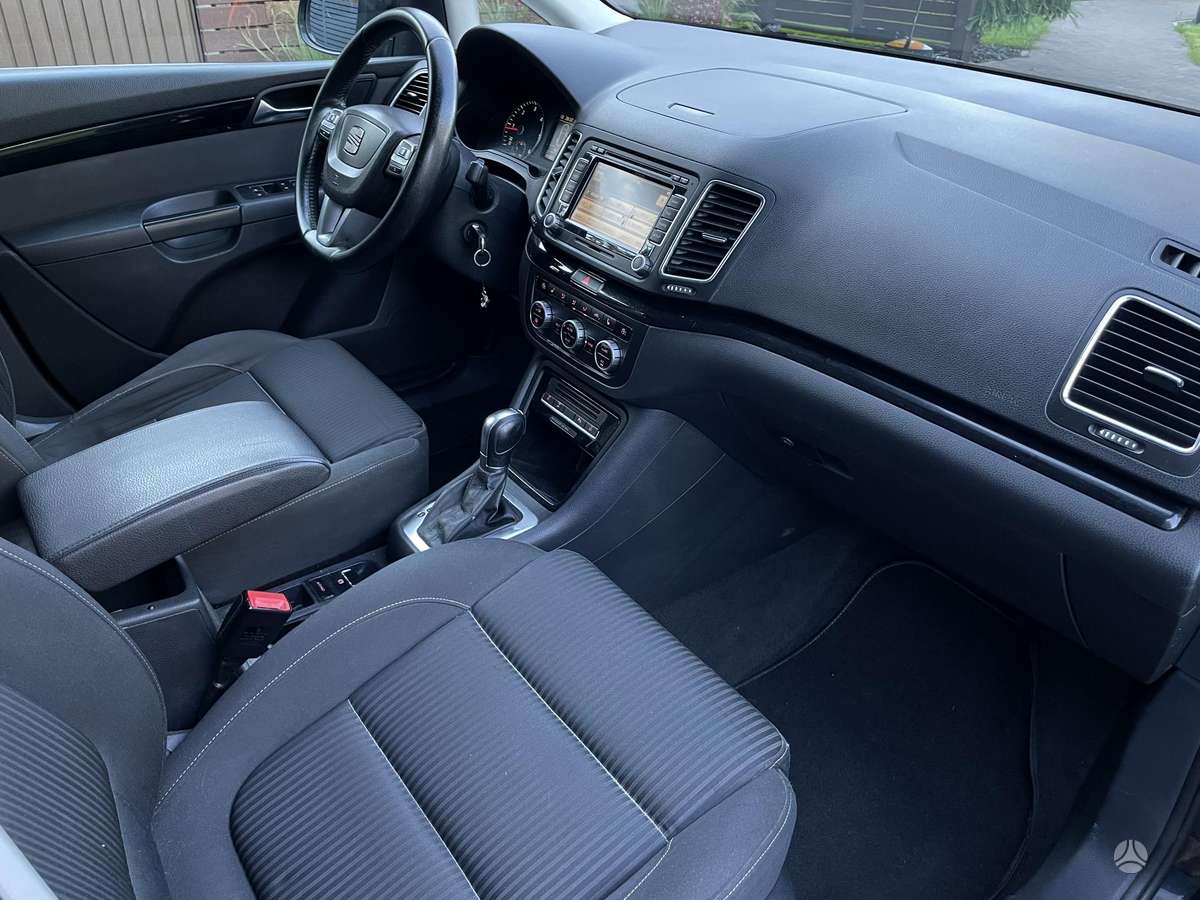 Seat Alhambra, 2.0 l., Минивэн