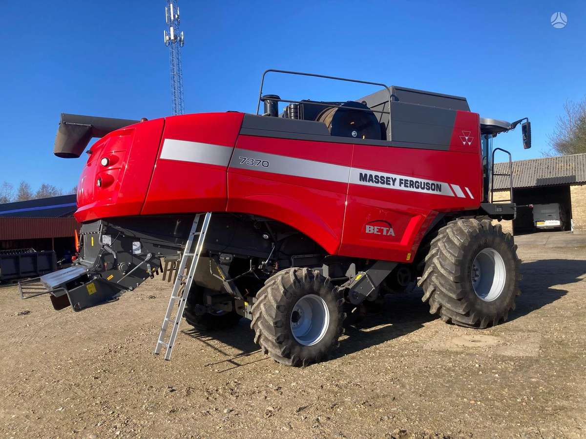 Massey Ferguson 7370, комбайны