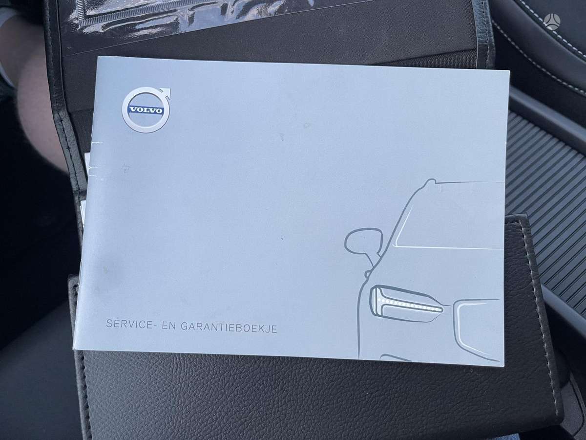 Volvo V40, 2.0 l., hatchback