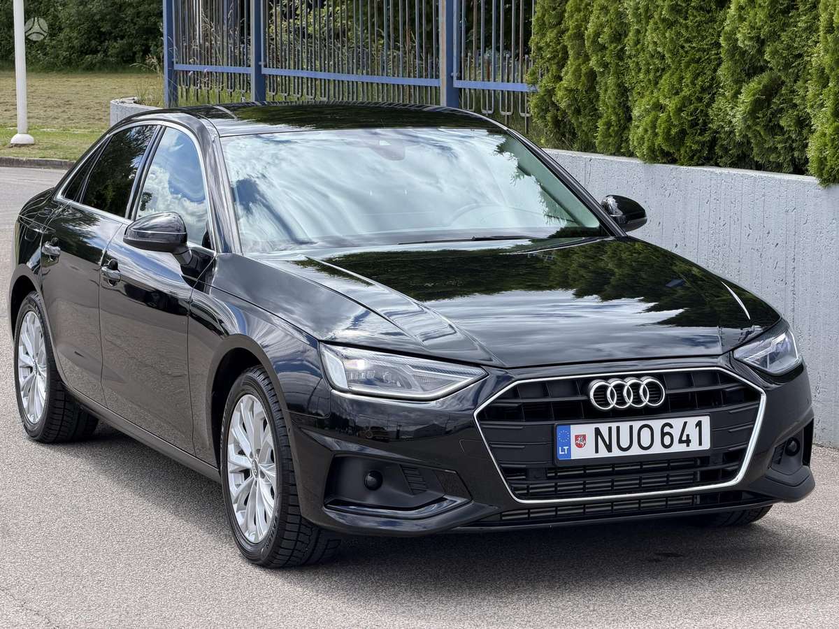 Audi A4, 2.0 l., Седан