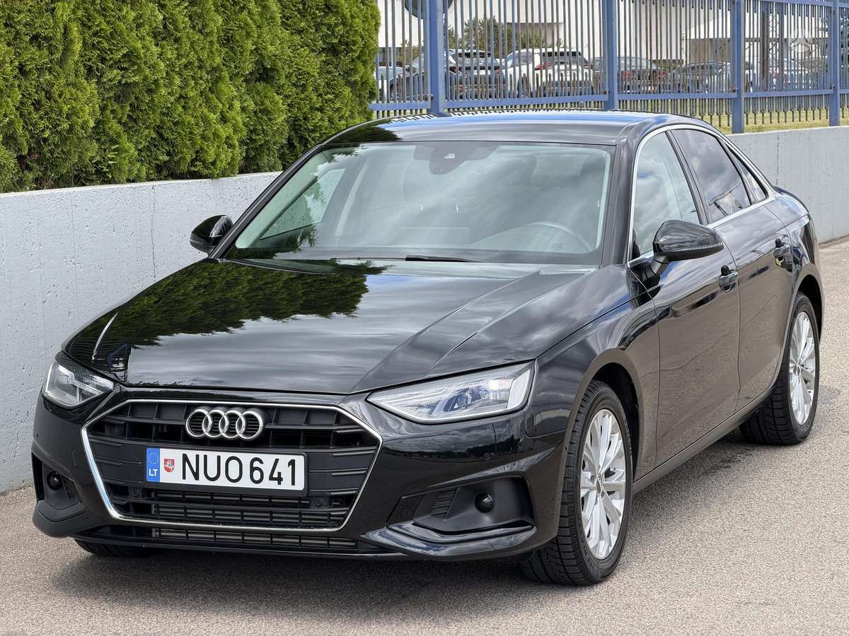 Audi A4, 2.0 l., Седан