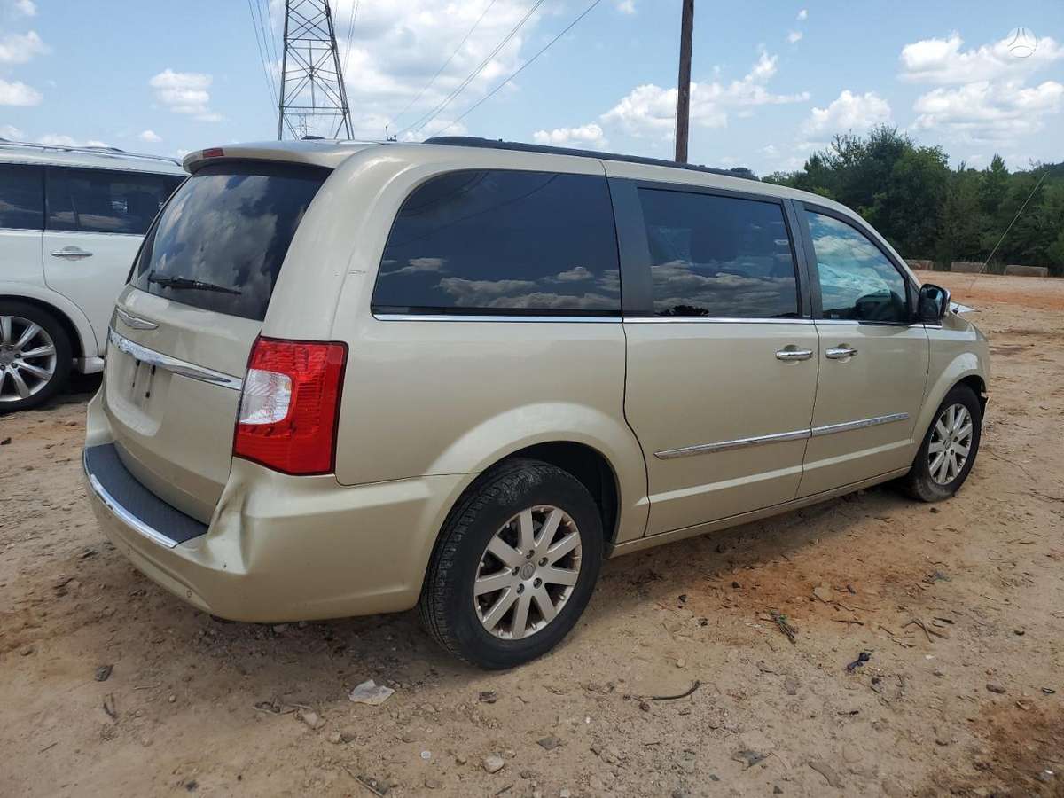 Chrysler Town & Country dalimis