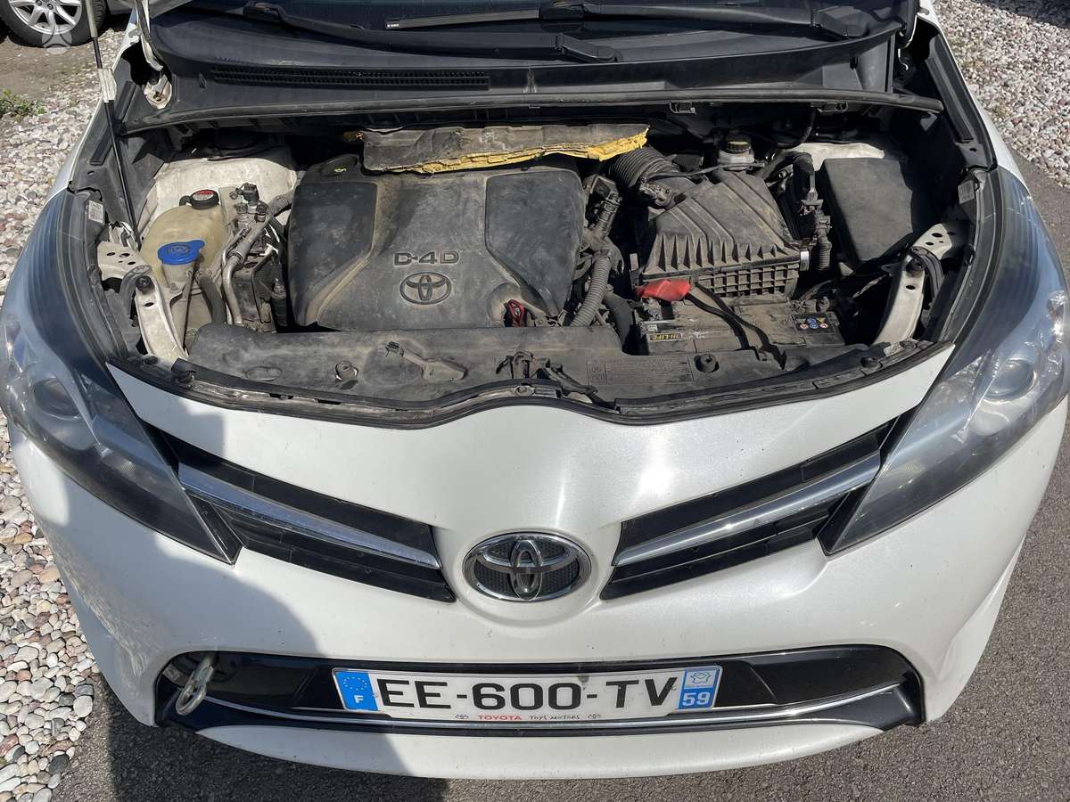 Toyota Verso - 7
