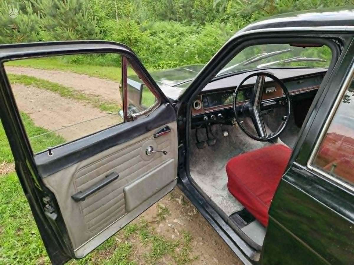 GAZ 24, 2.5 l., Седан