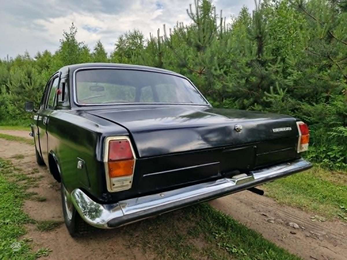 GAZ 24, 2.5 l., Седан