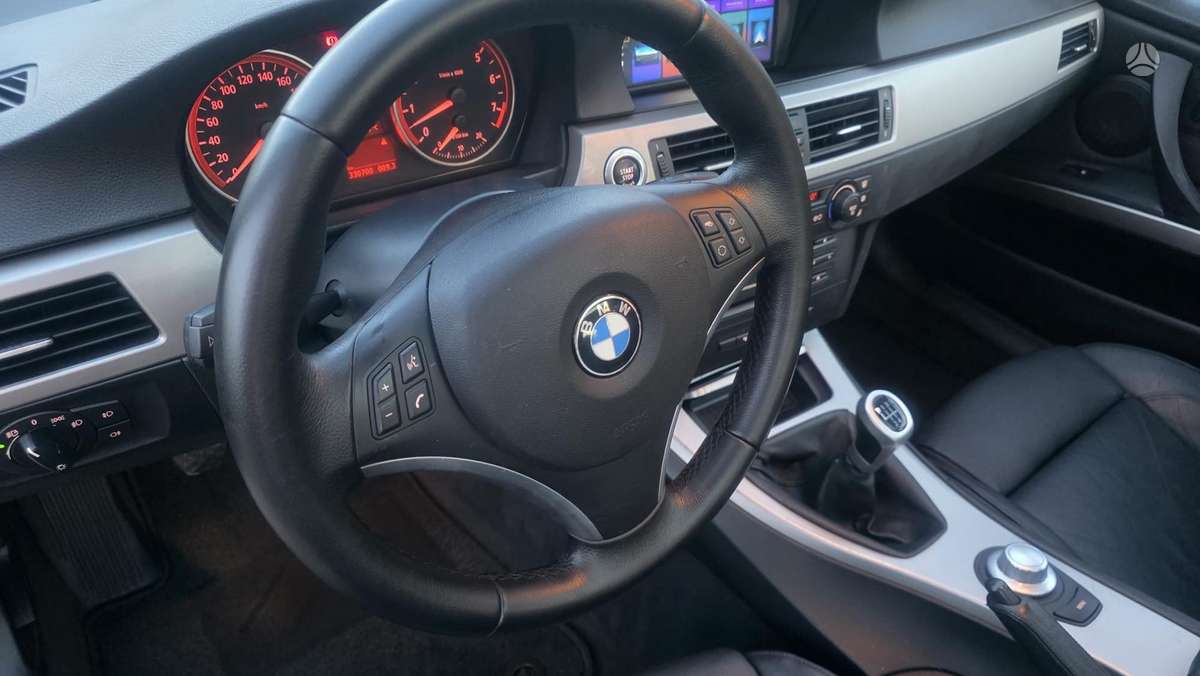 BMW 325, 2.5 l., wagon