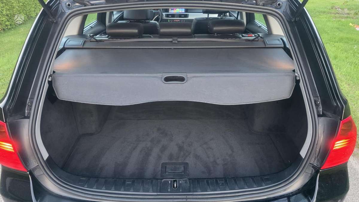 BMW 325, 2.5 l., wagon