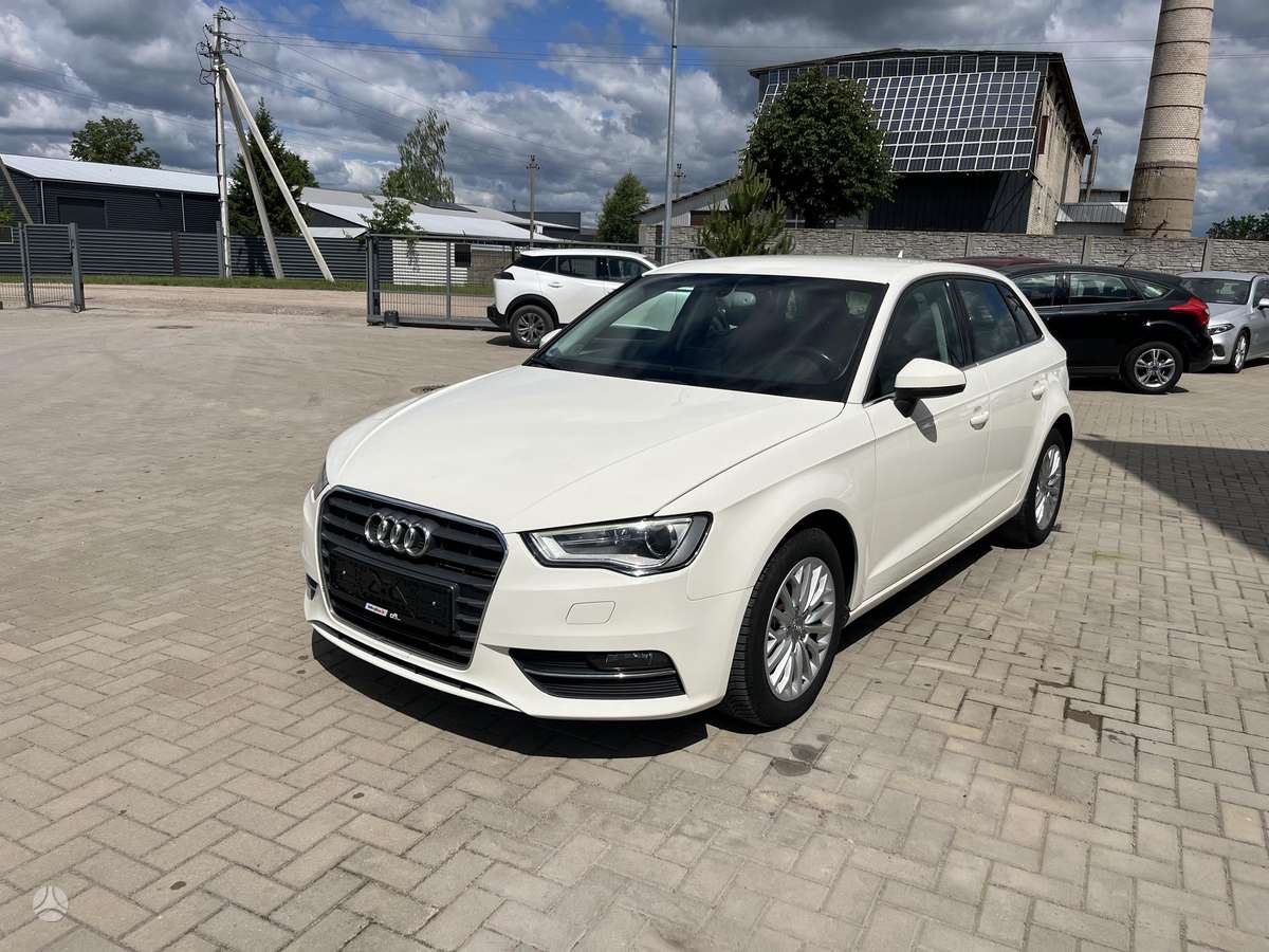 Audi A3, 1.6 l., Хэтчбек