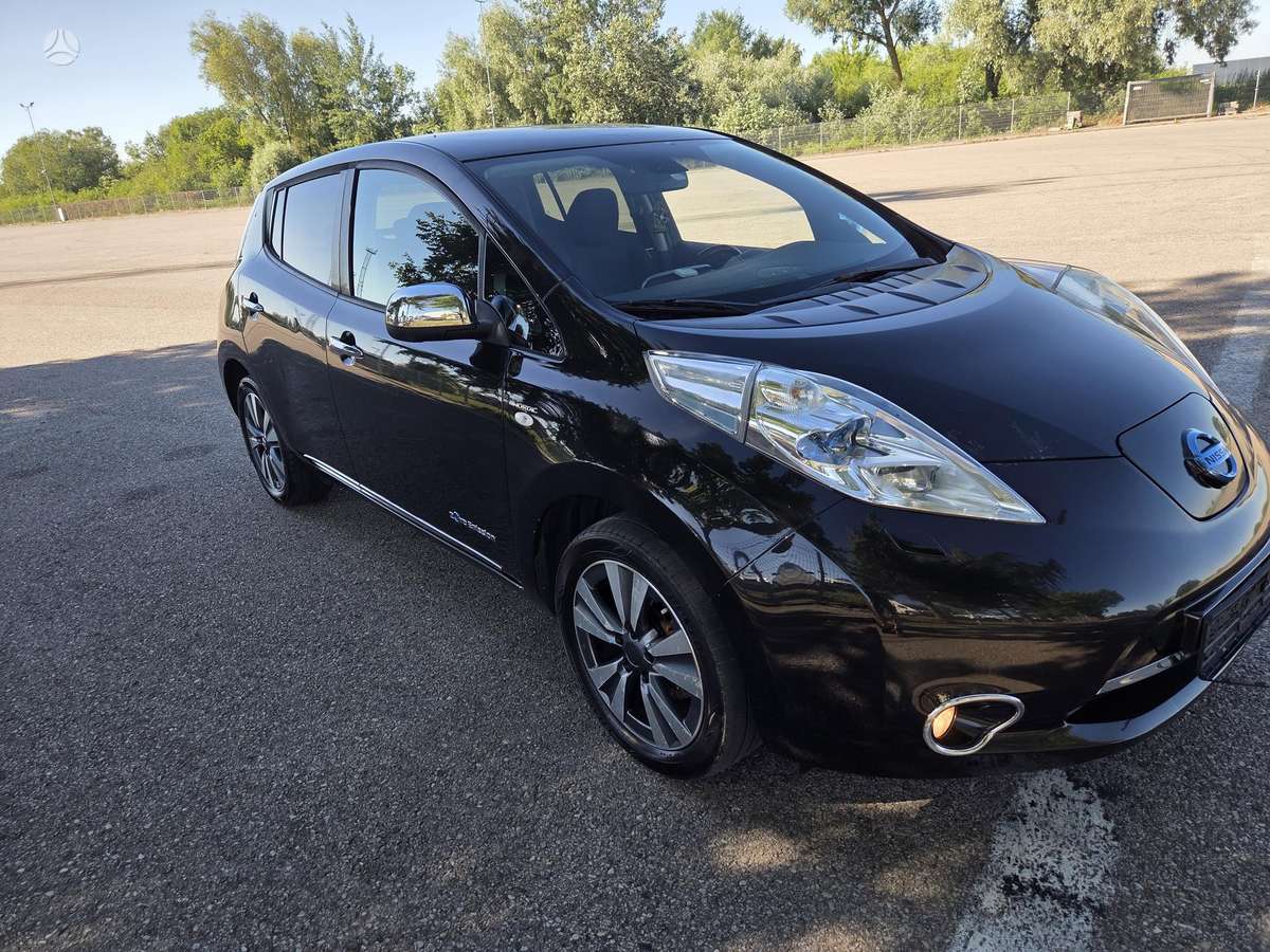 Nissan Leaf, Хэтчбек