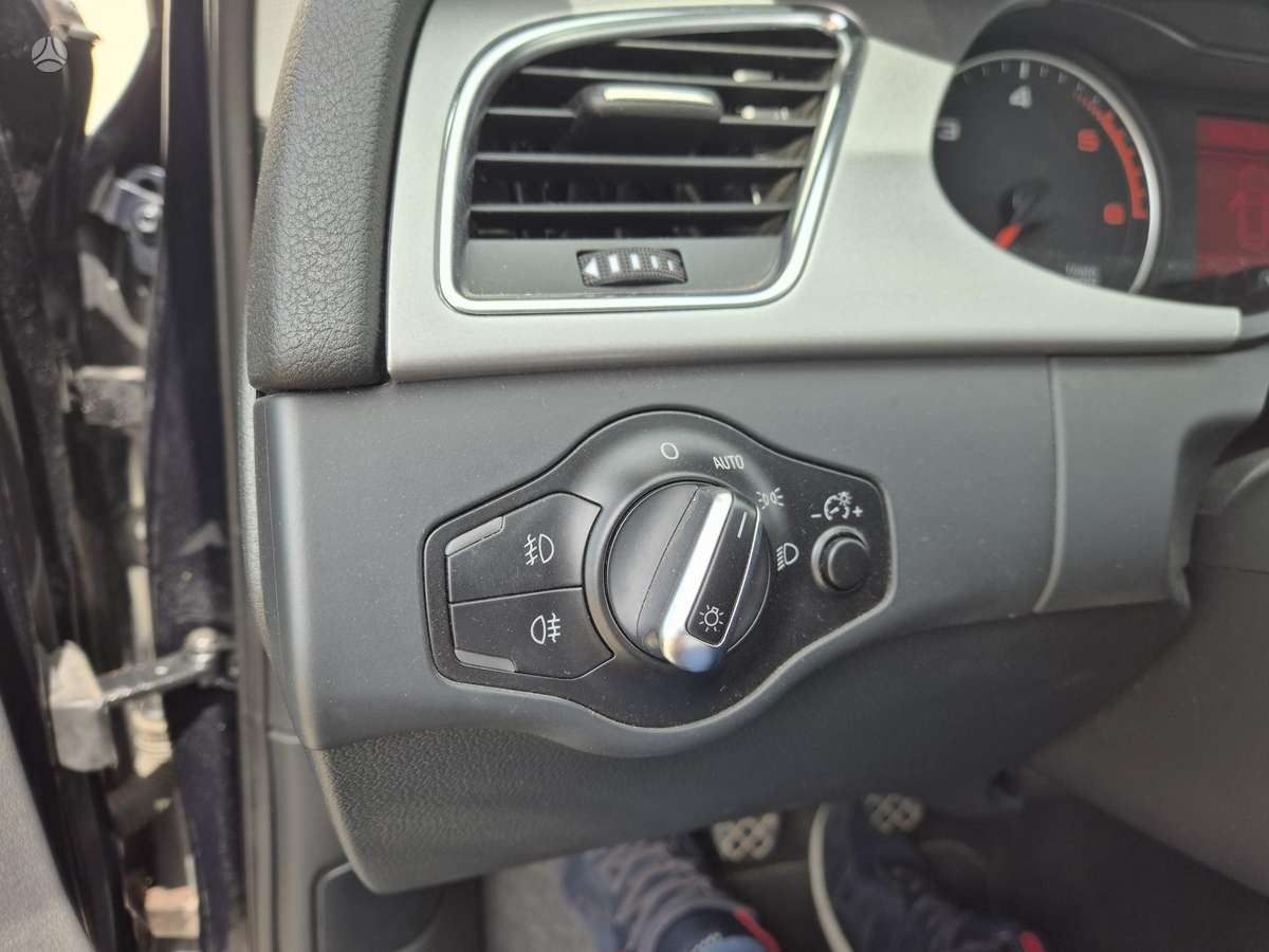 Audi A4, 2.0 l., Универсал