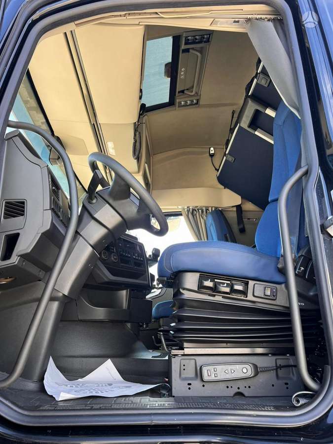 Volvo FH 460 I-SAVE RETARDER, double sleeper