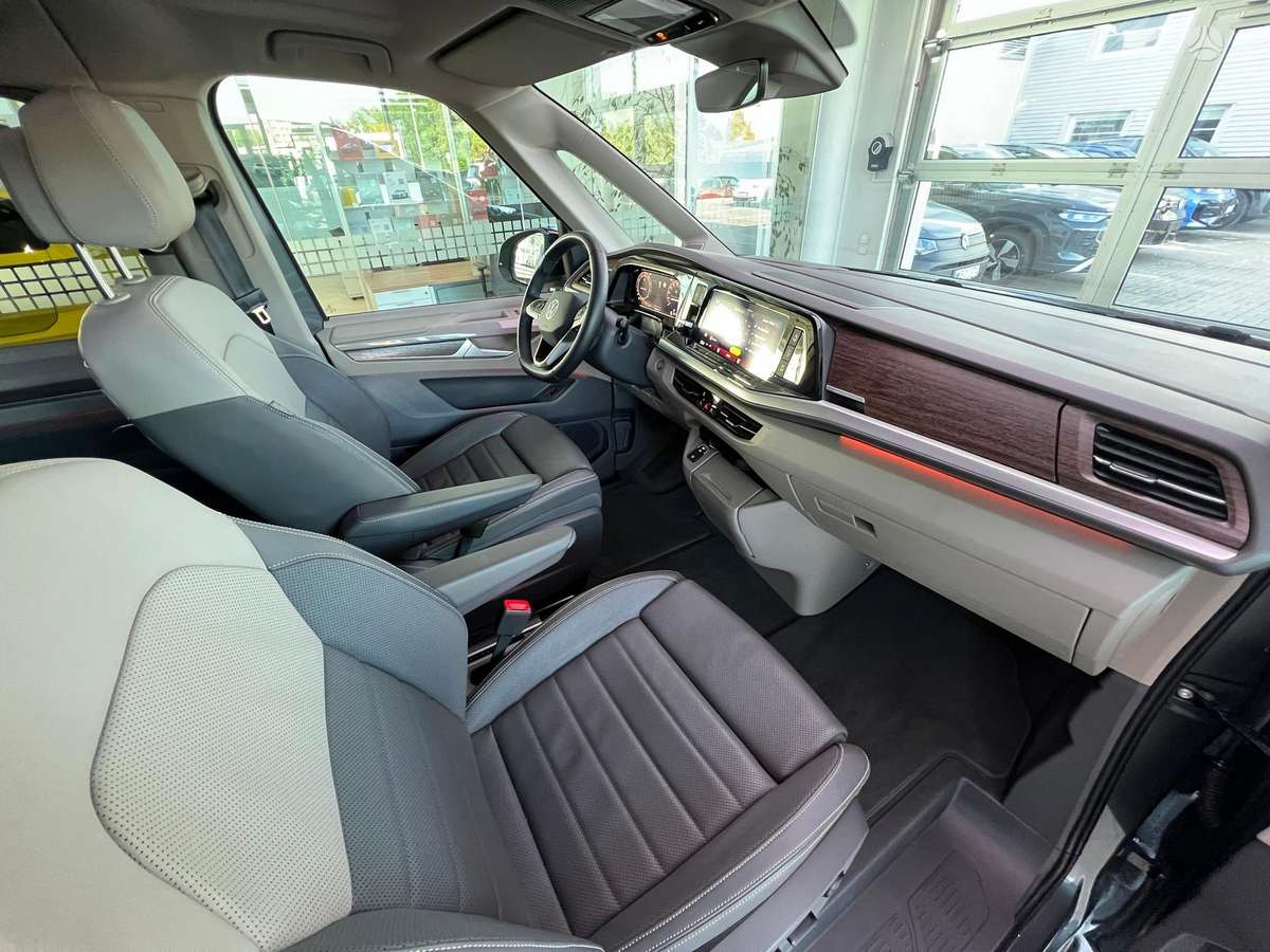 Volkswagen Multivan, 2.0 l., Минивэн