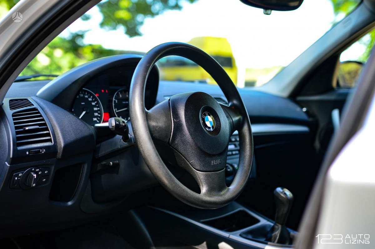BMW 116, 1.6 l., hatchback