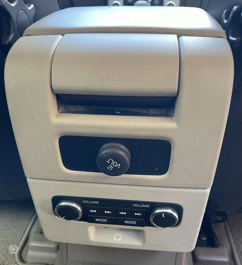 Volvo XC70, 2.4 l., wagon