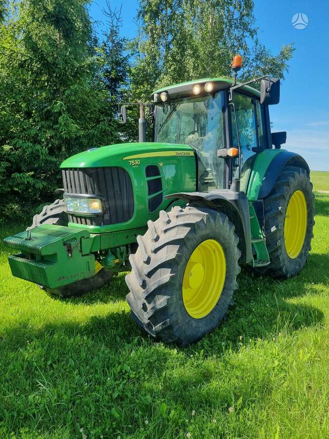 John Deere 7530 premiu, traktoriai