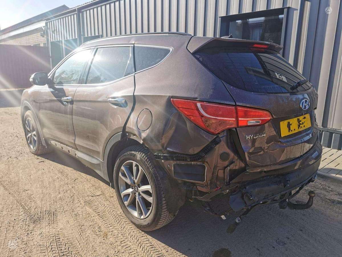 Hyundai Santa Fe по частям