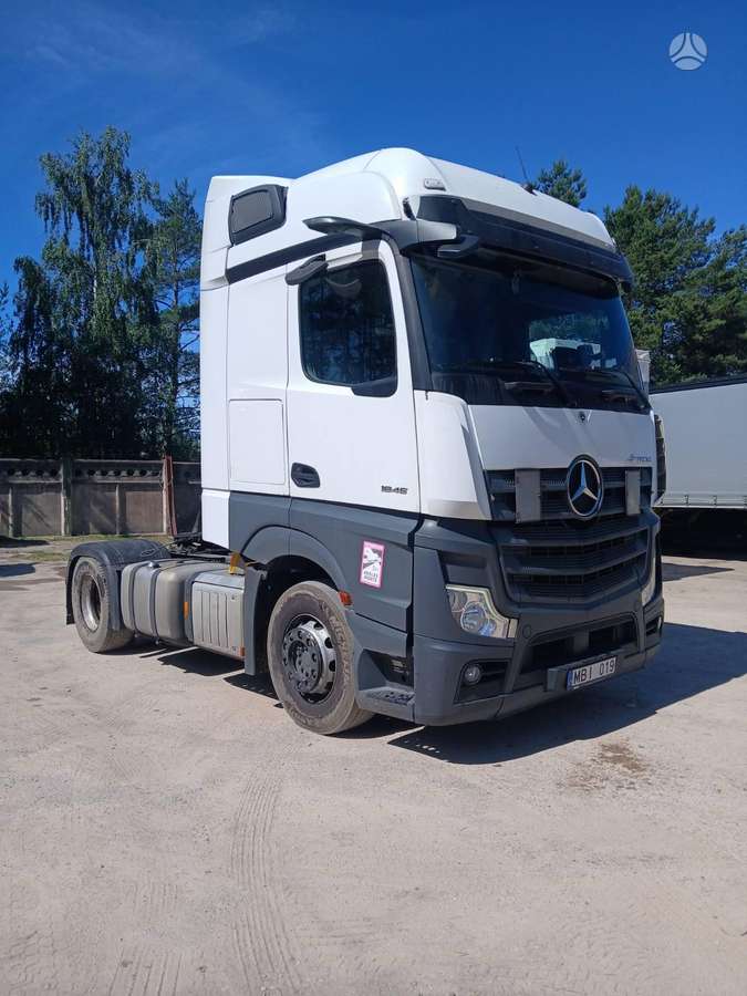 Mercedes-Benz Actros, double sleeper