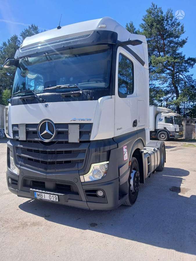 Mercedes-Benz Actros, double sleeper