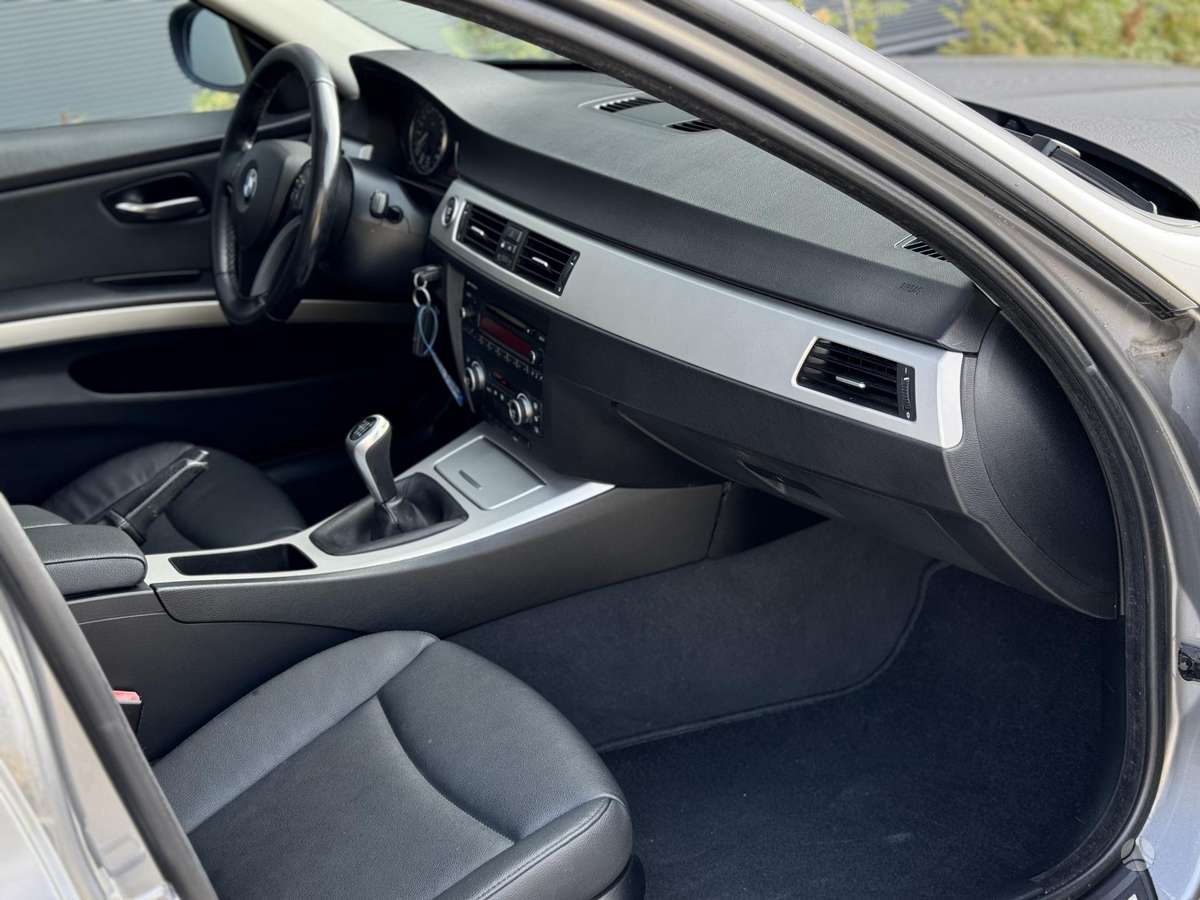 BMW 318, 2.0 l., Универсал