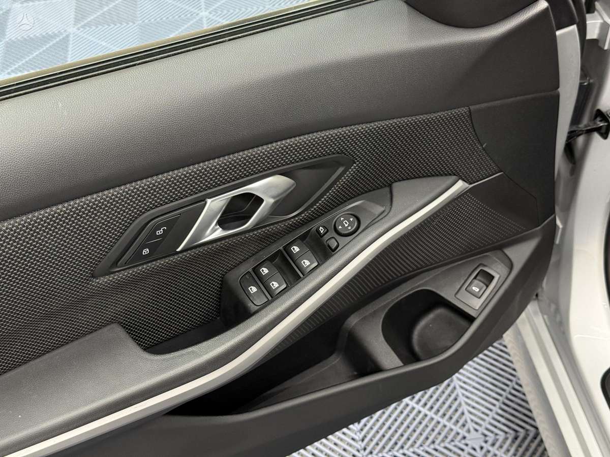 BMW 320, 2.0 l., Универсал