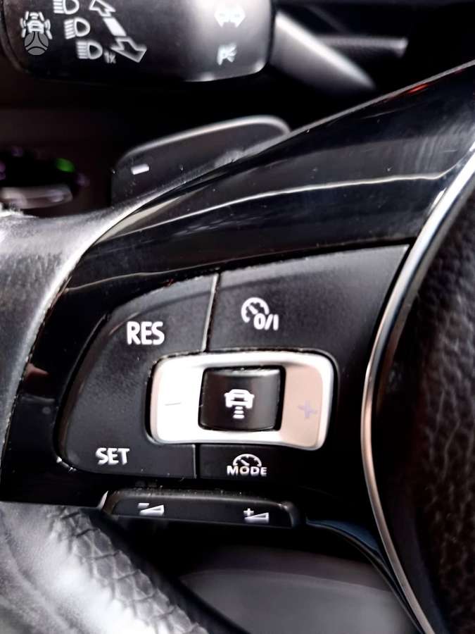 Volkswagen Tiguan Allspace - 4