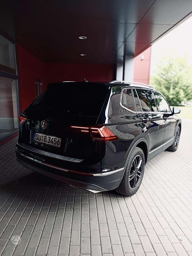Volkswagen Tiguan Allspace - 3