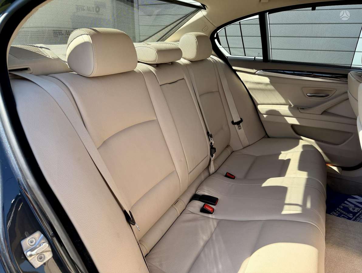 BMW 530, 3.0 l., Седан