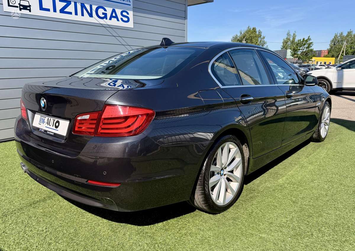 BMW 530, 3.0 l., Седан