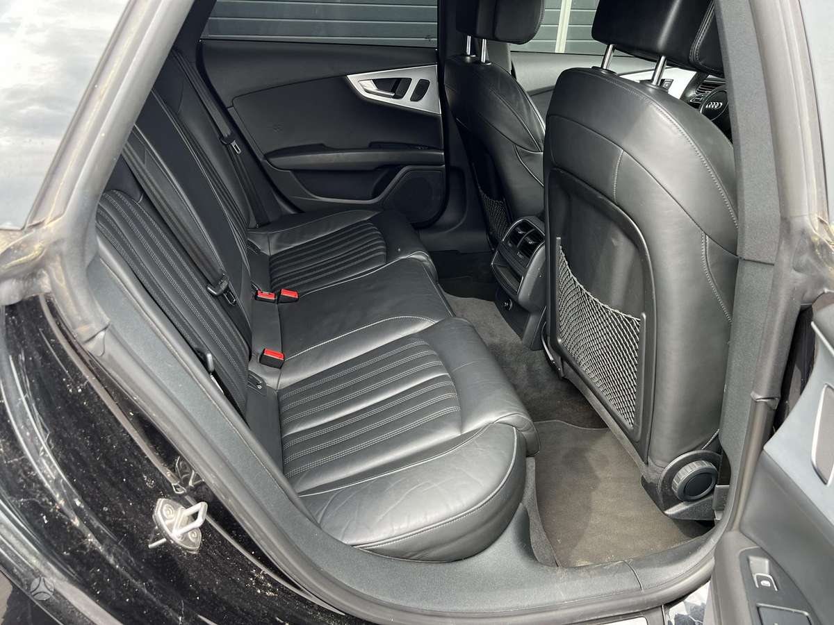 Audi A7, 3.0 l., hatchback