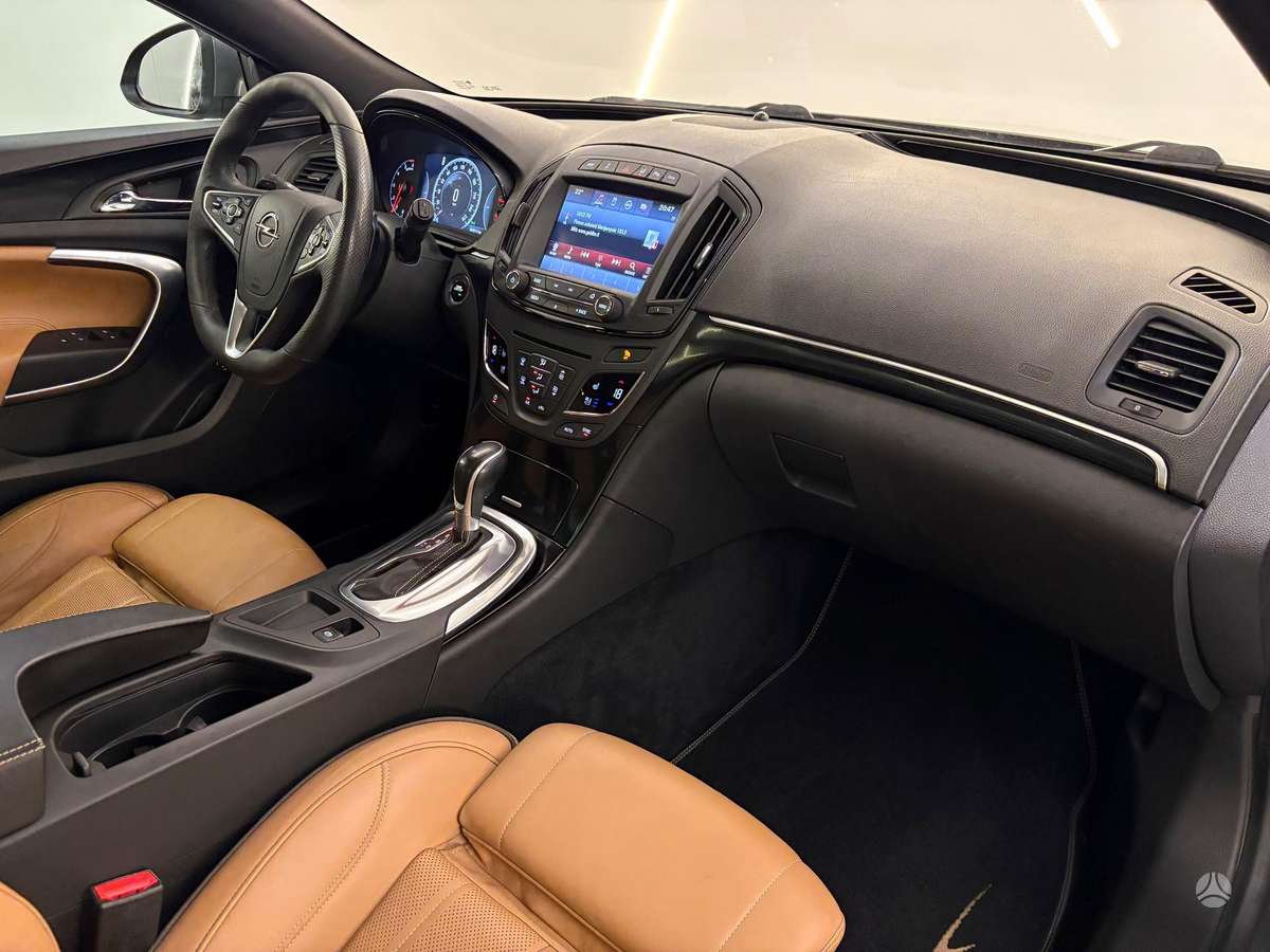Opel Insignia, 2.0 l., Универсал