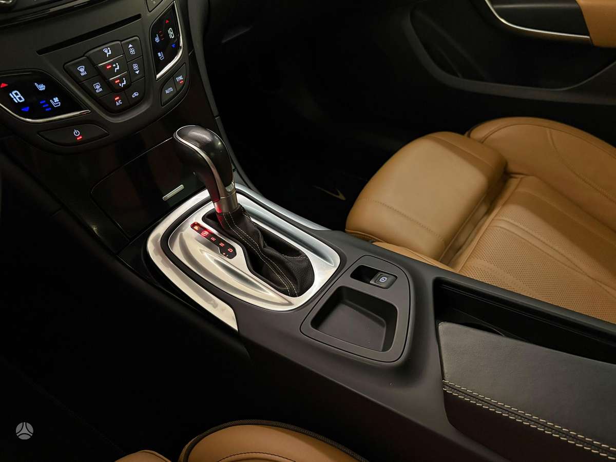 Opel Insignia, 2.0 l., Универсал