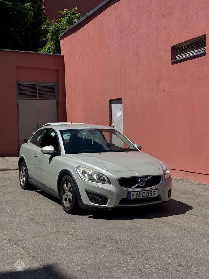 Volvo C30, 1.6 l., coupe