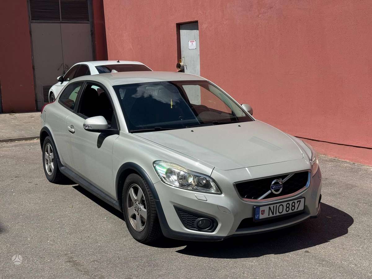 Volvo C30, 1.6 l., coupe