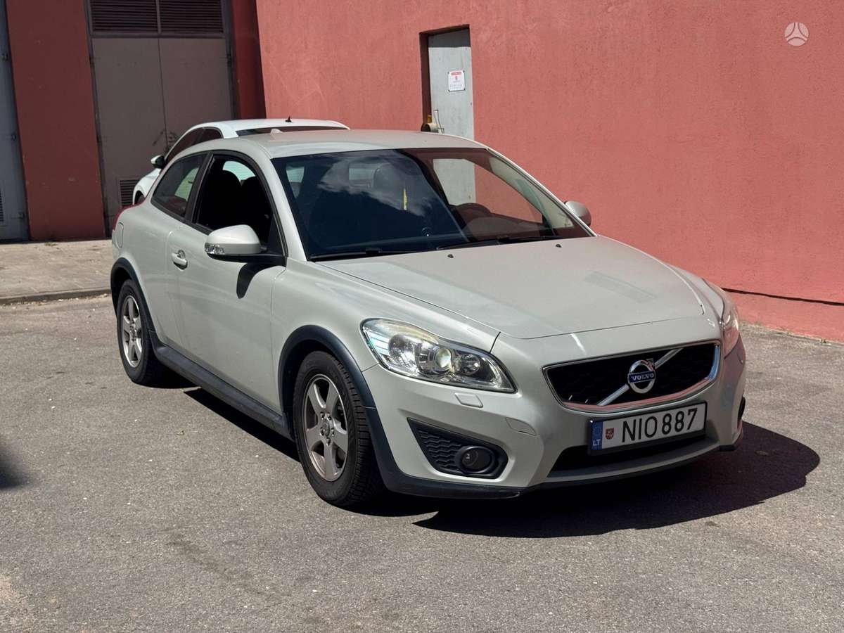 Volvo C30, 1.6 l., coupe