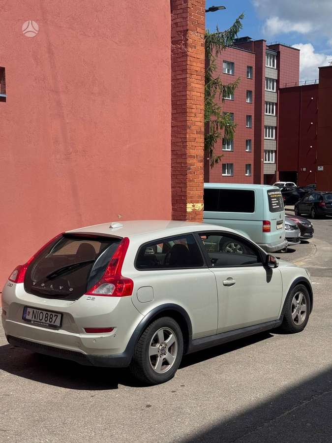 Volvo C30, 1.6 l., coupe