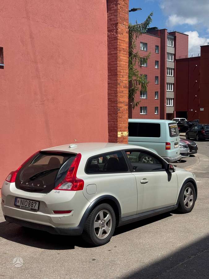 Volvo C30, 1.6 l., coupe