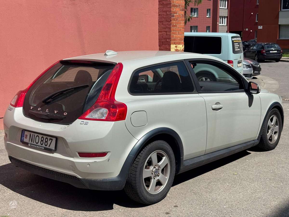 Volvo C30, 1.6 l., coupe