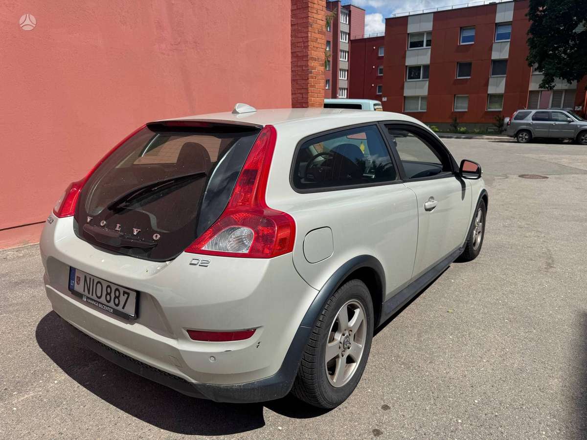 Volvo C30, 1.6 l., coupe