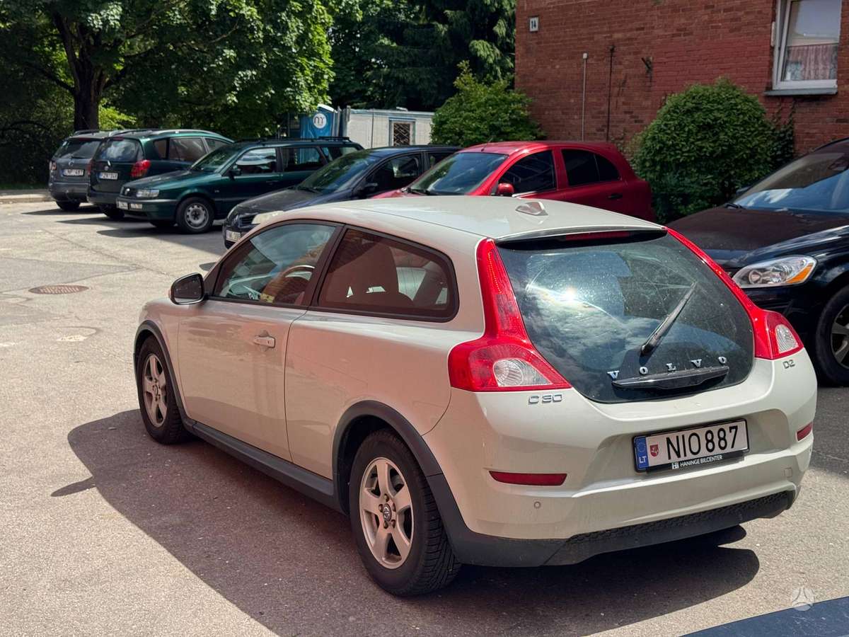 Volvo C30, 1.6 l., coupe