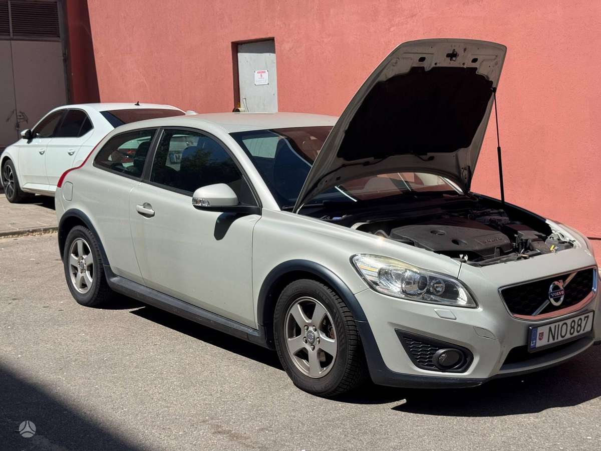 Volvo C30, 1.6 l., coupe