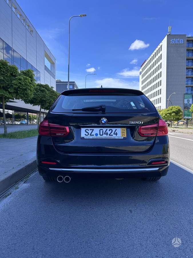 BMW 320, 2.0 l., wagon